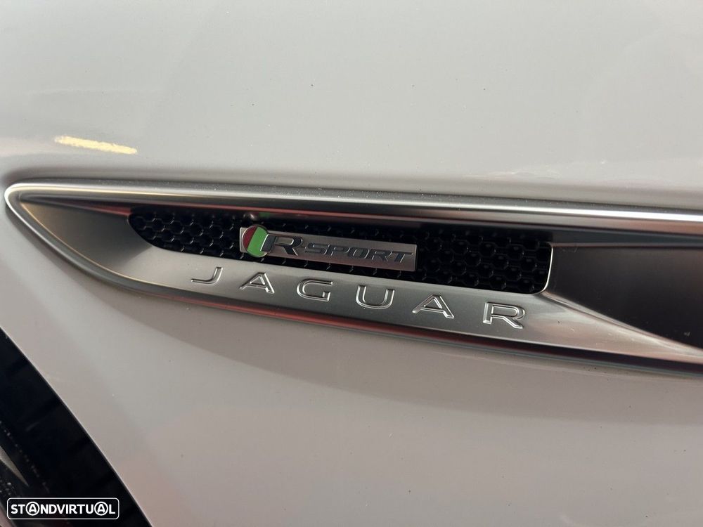 Jaguar XE 2.0 D R-Sport Aut. - 17