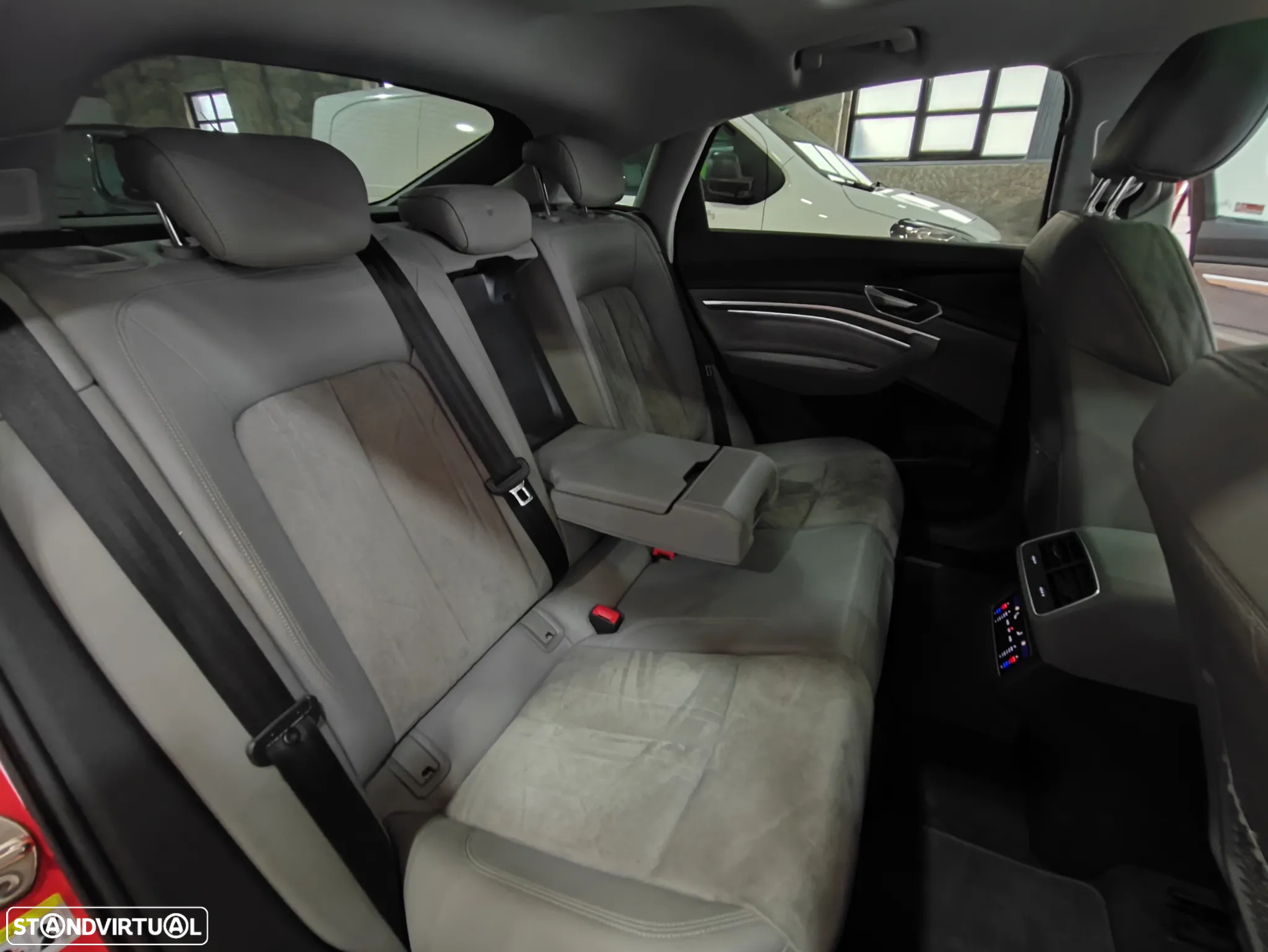 Audi e-tron Sportback 55 quattro S line - 17