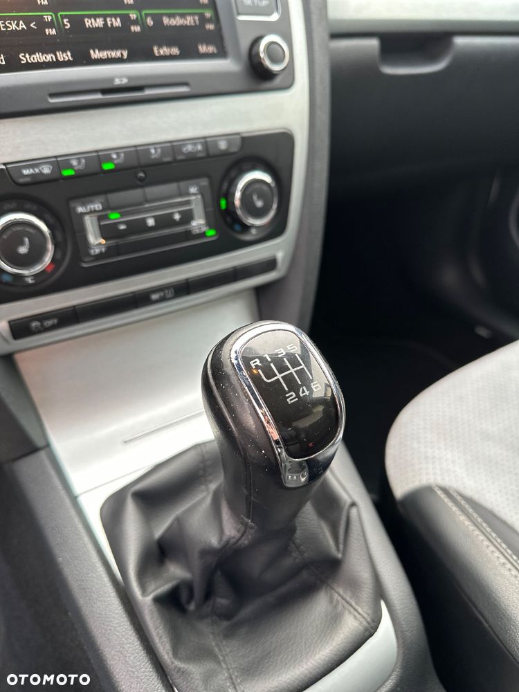 Skoda Octavia 2.0 TSI RS - 35