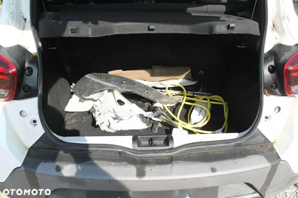 Dacia Spring - 14