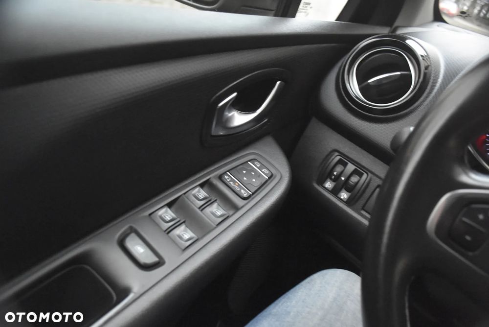 Renault Clio dCi 90 EDC Limited - 18