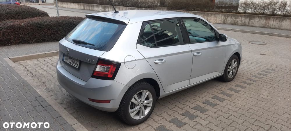 Skoda Fabia 1.0 Ambition - 4