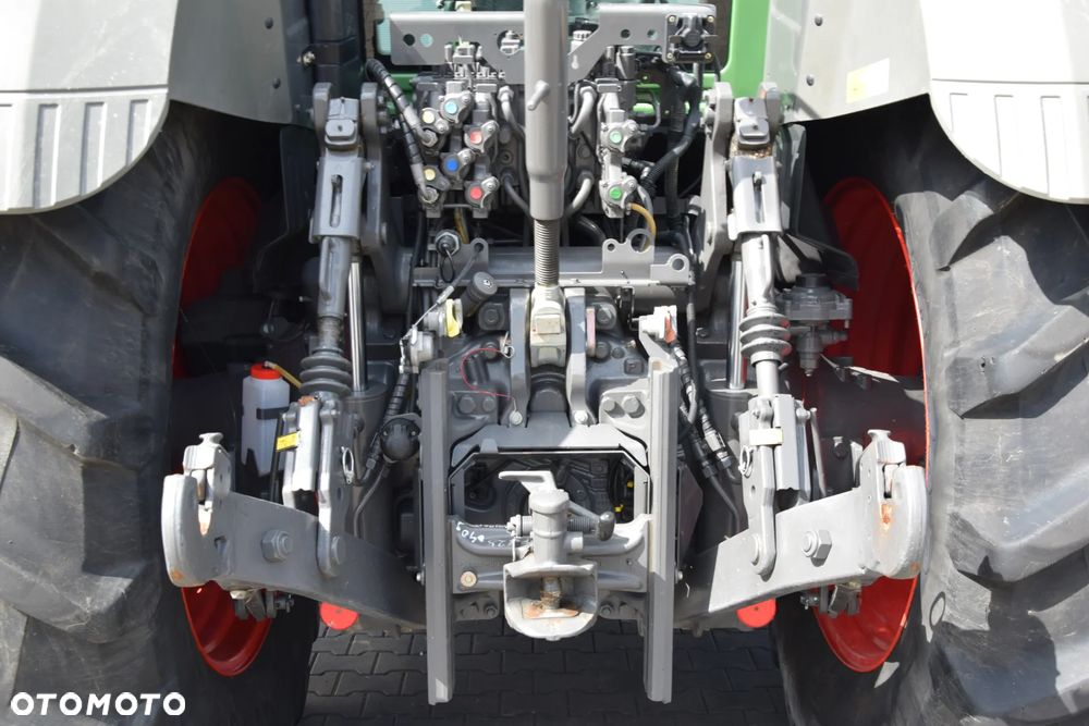 Fendt 828 Vario - 9