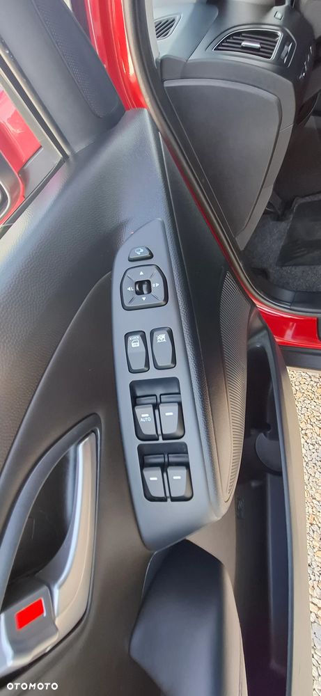 Hyundai ix35 2.0 4WD Automatik Premium - 21