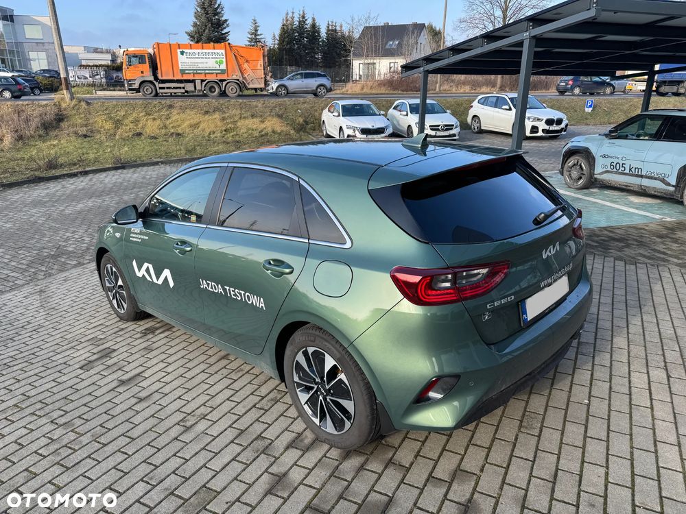 Kia Ceed 1.5 T-GDI M - 3