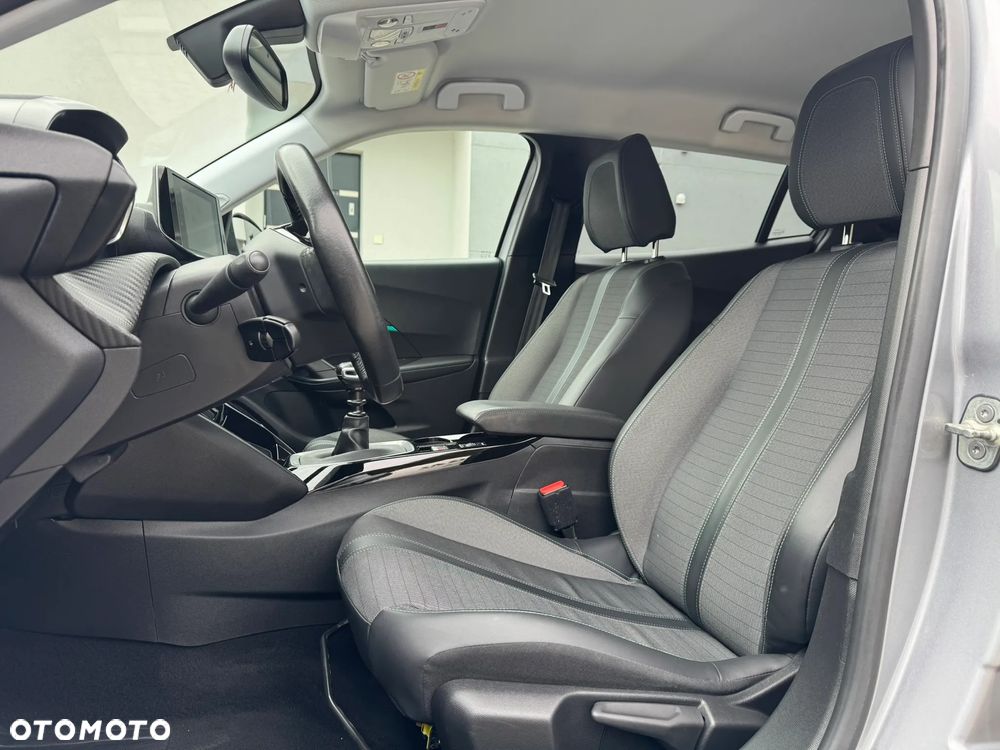 Peugeot 2008 PureTech 100 Stop&Start Allure Pack - 16