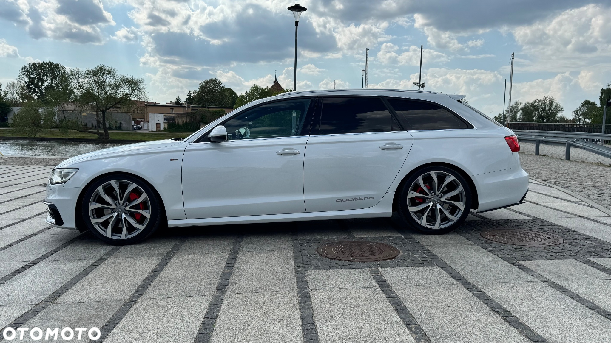 Audi A6 Avant 3.0 TDI DPF quattro tiptronic sport selection - 12