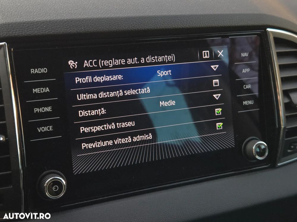 Skoda Karoq 2.0 TDI SCR 4x4 DSG Sportline - 18