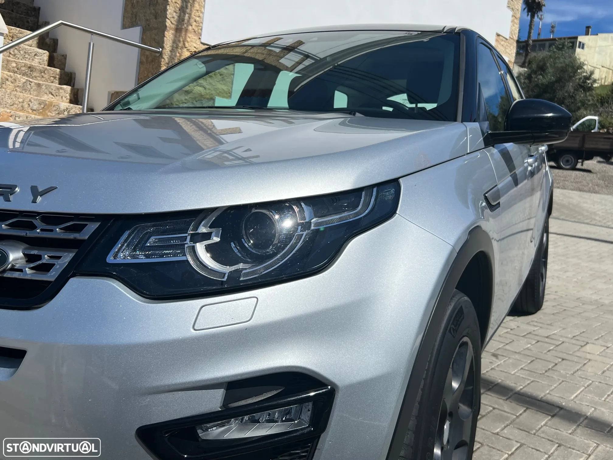 Land Rover Discovery Sport 2.0 eD4 HSE - 5
