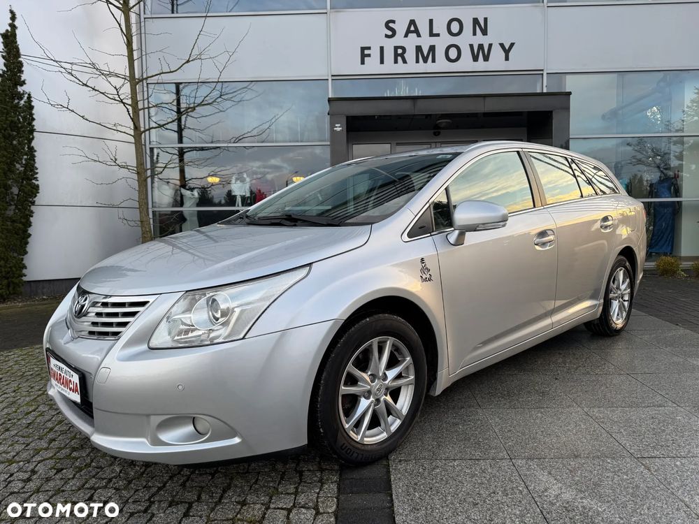 Toyota Avensis 1.8 Sol plus NAVI - 25