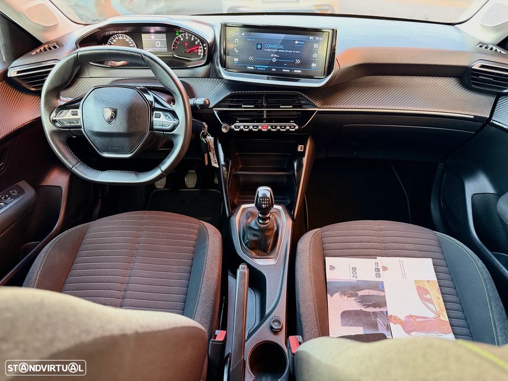 Peugeot 208 1.2 PureTech Style - 4