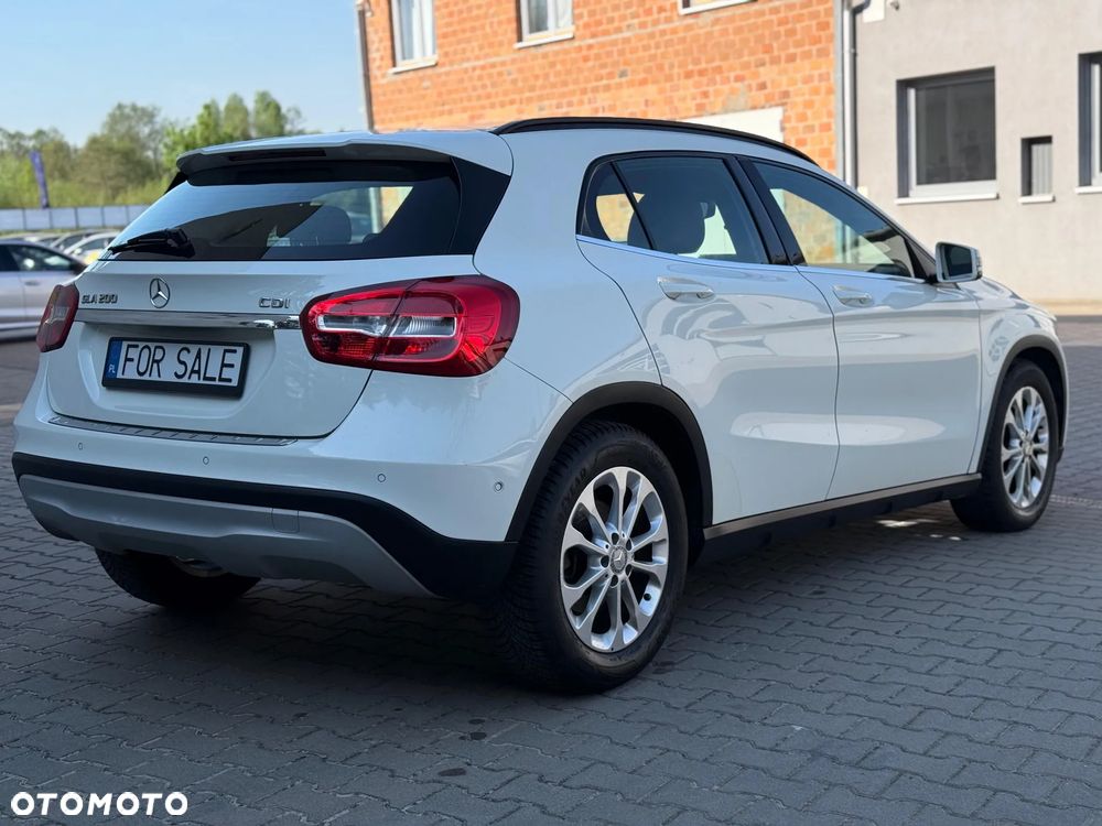 Mercedes-Benz GLA 200 (CDI) d - 7