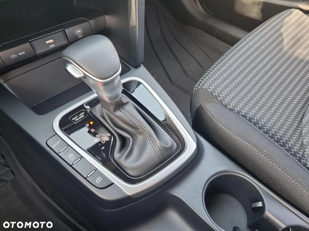 Kia Ceed 1.5 T-GDI M DCT - 15