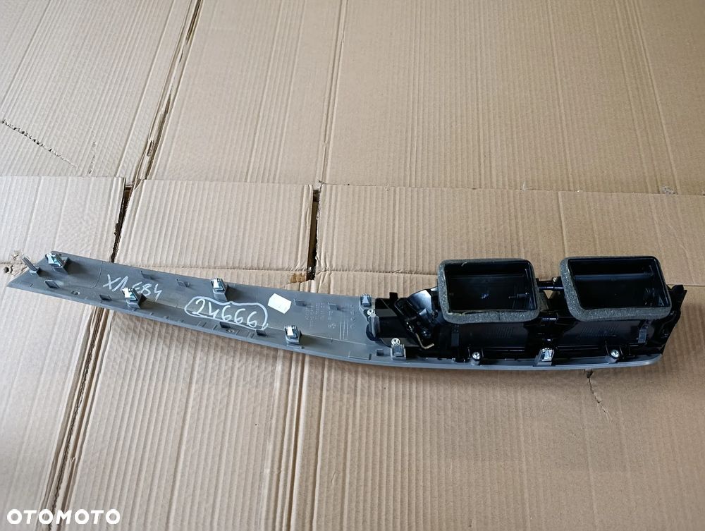BMW X1 E84 DEKOR DECOR KRATKI NAWIEWU 2991701 - 2