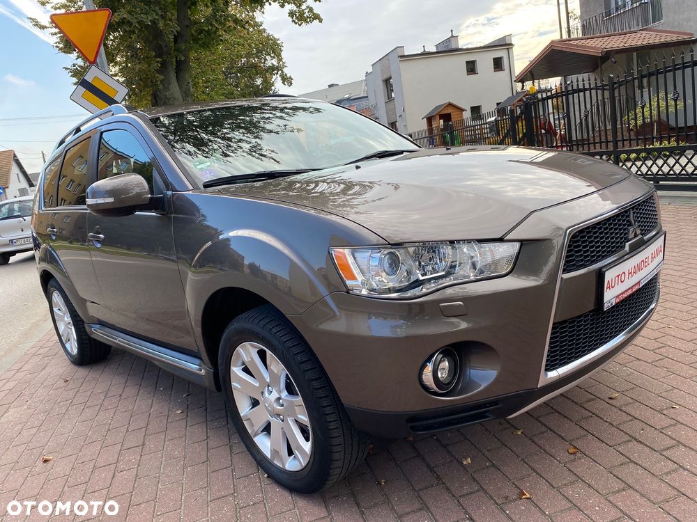 Mitsubishi Outlander 2.0 Intense + 2WD EU5 CVT - 3