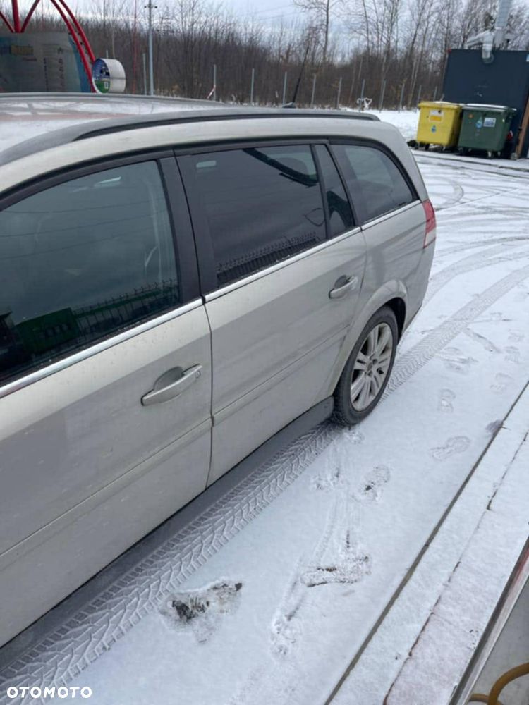 Opel Vectra 1.9 CDTI - 8
