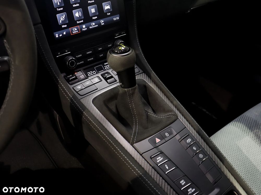 Porsche 718 Spyder - 24