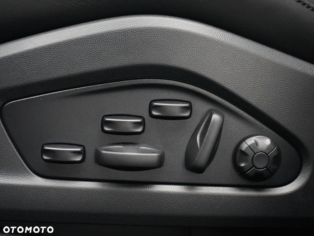 Porsche Macan GTS 100kWh - 34