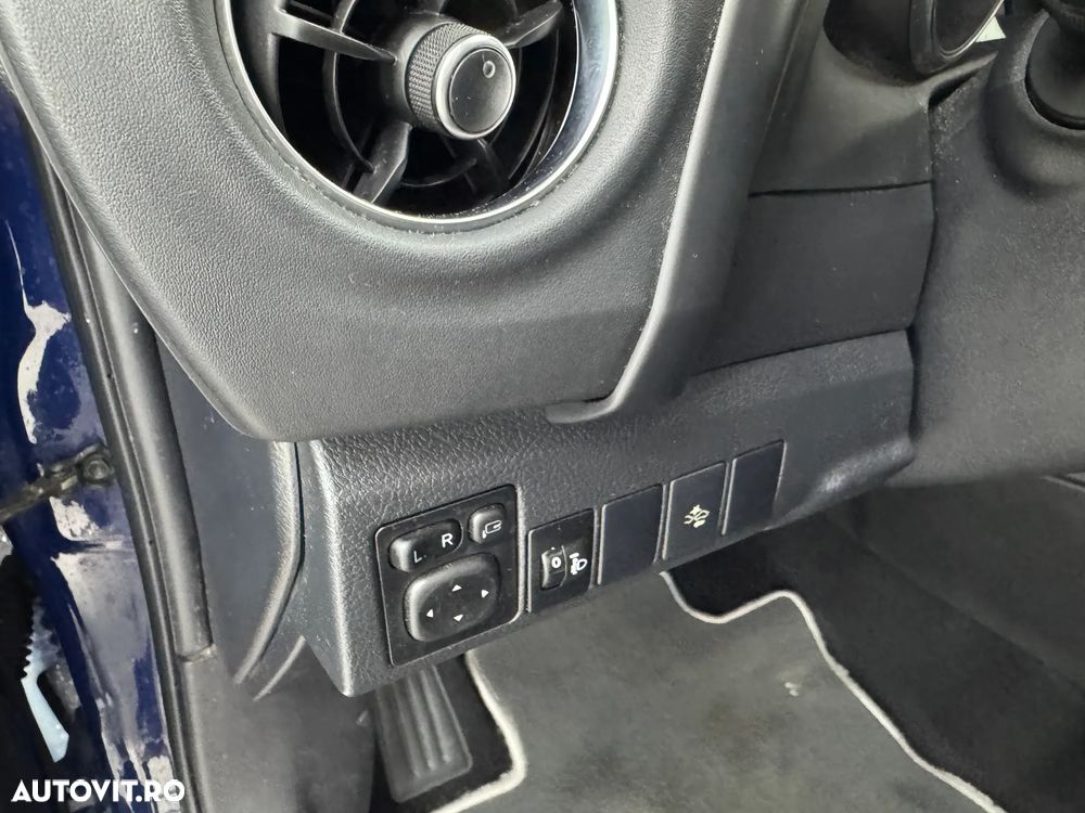 Toyota Auris - 21