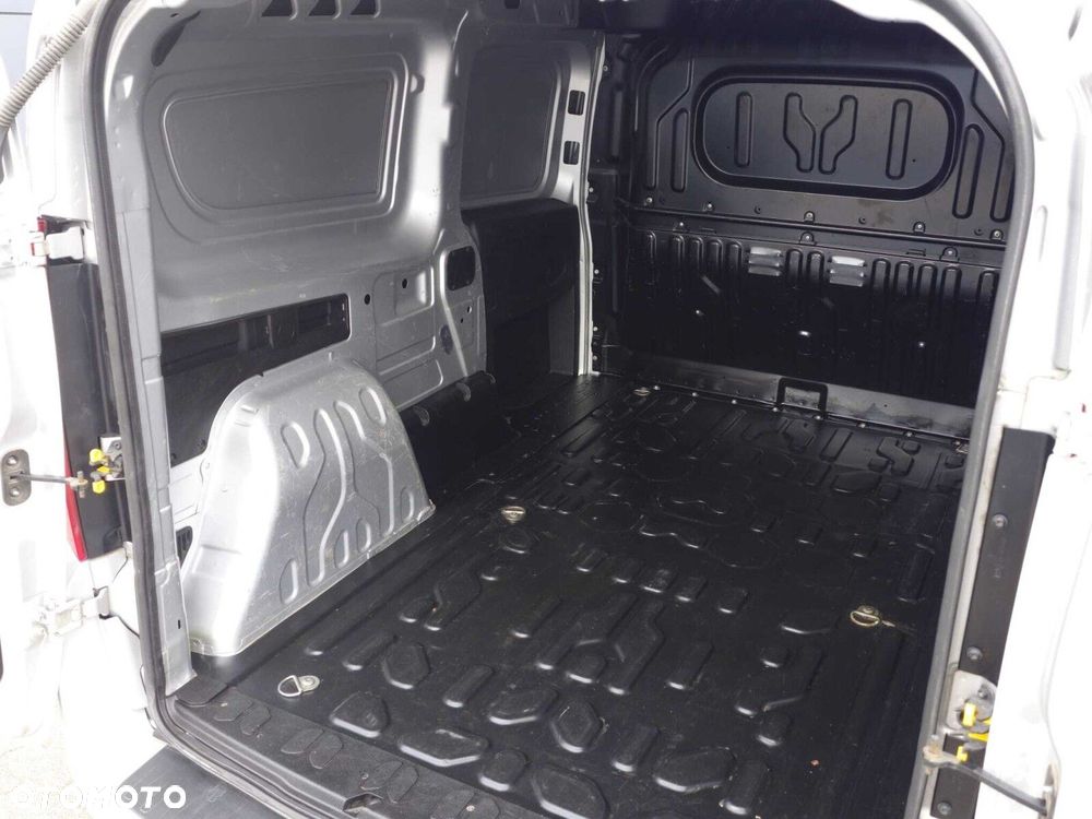 Fiat doblo MAXI - 12