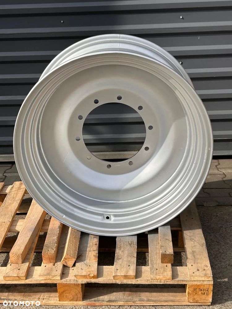 FELGA JCB FASTRAC R30 DW15Lx30 3220 3230 - 1