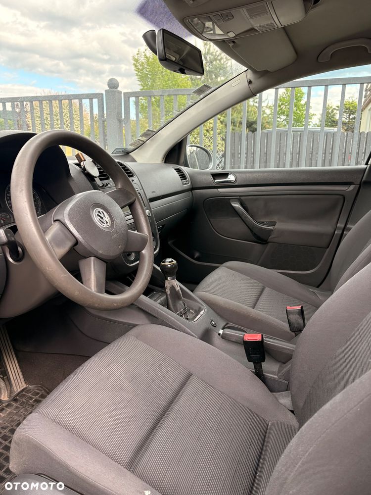 Volkswagen Golf 1.6 Trendline - 8