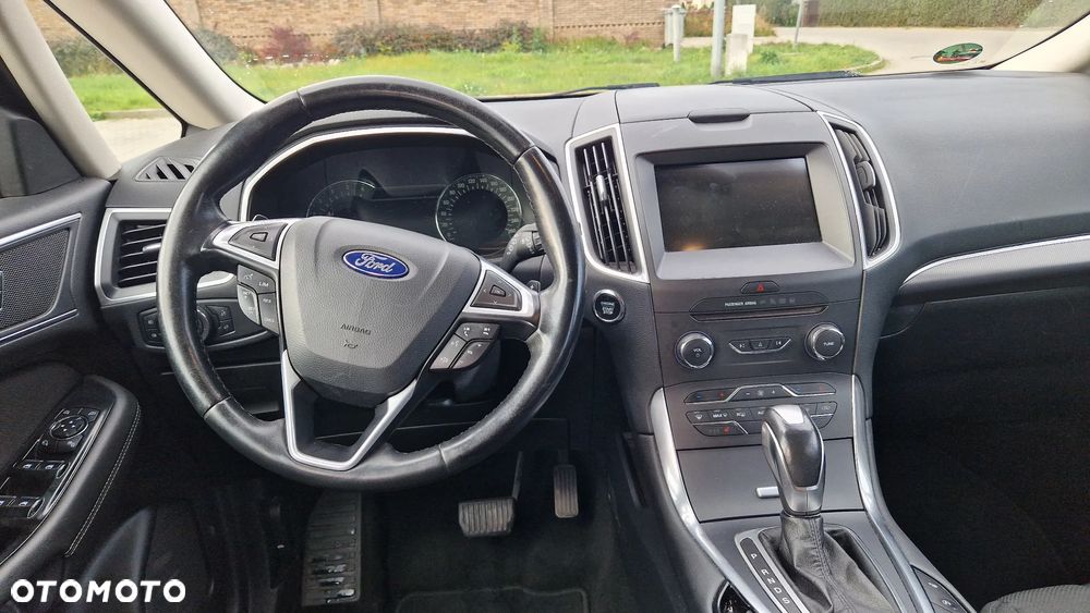 Ford S-Max - 9