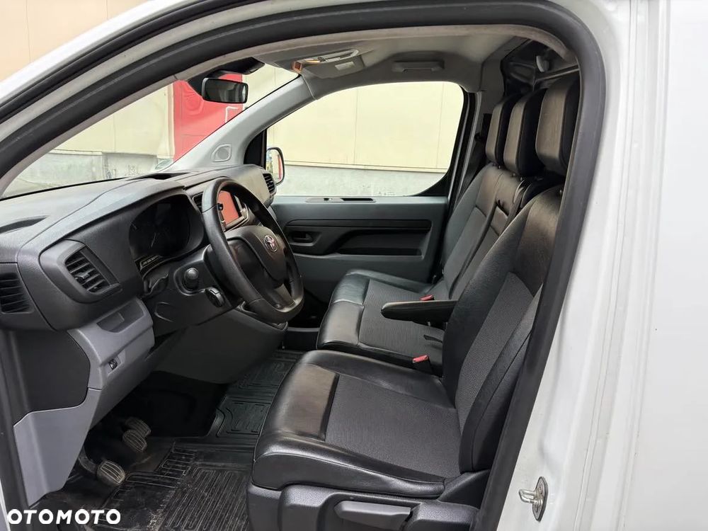 Toyota ProAce - 11