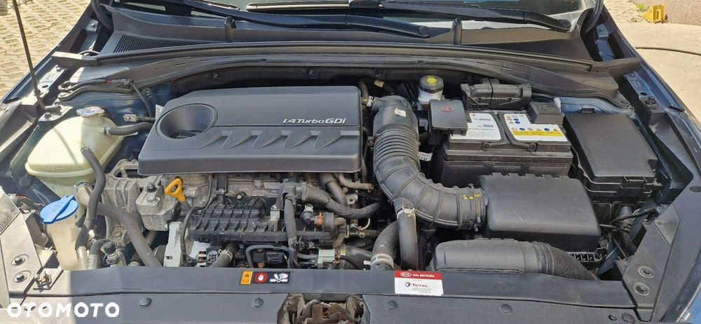 Kia XCeed - 39