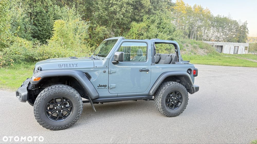 Jeep Wrangler - 8