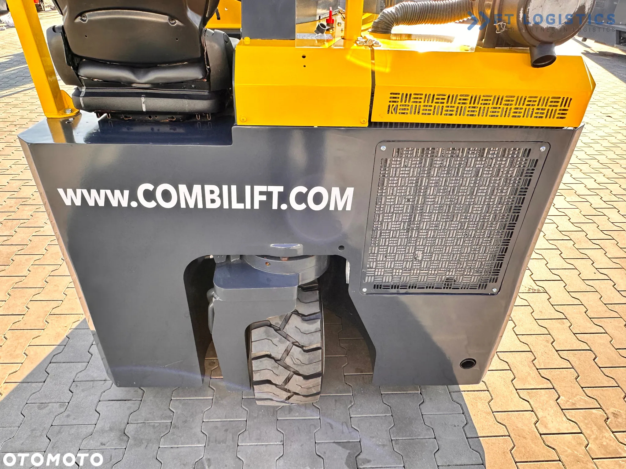Combilift CB3000 / LPG / DUPLEX / 4000MM / WOLNY SKOK / NOWE OPASKI / JAK NOWY - 12