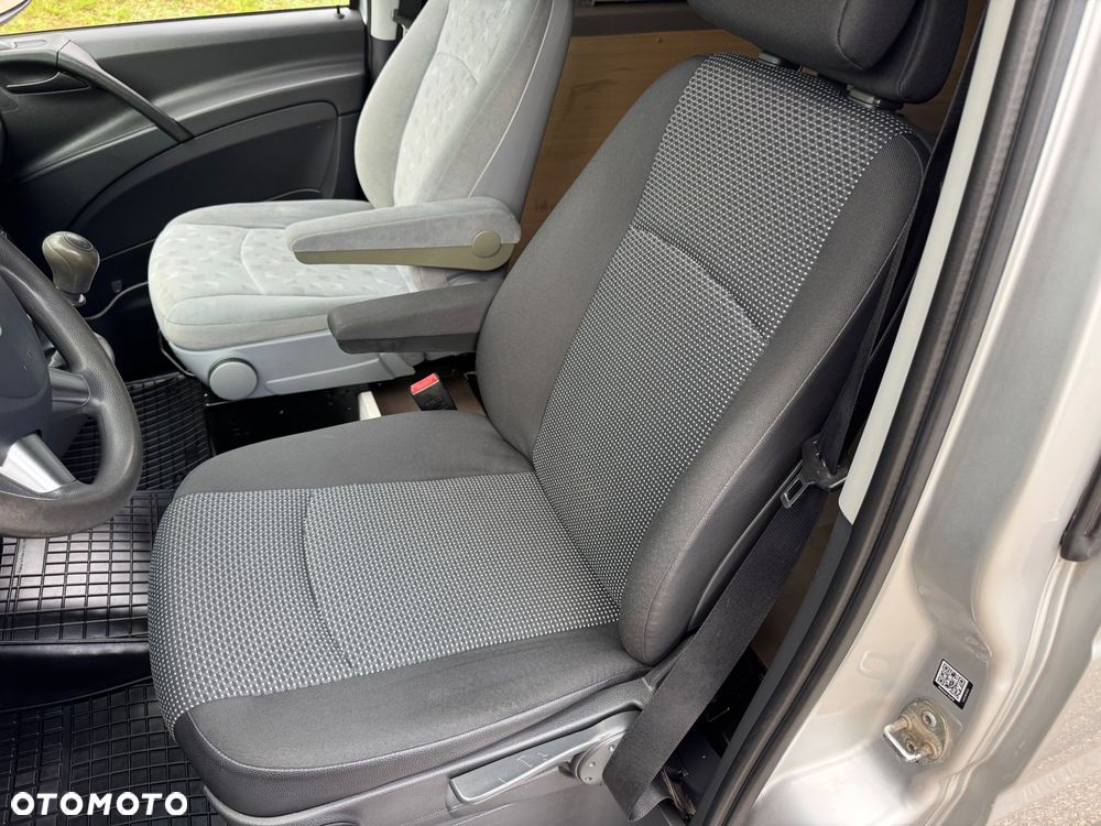 Mercedes-Benz Vito - 31