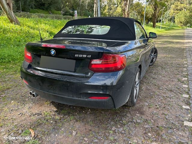 BMW 225 d Cabrio Pack M Auto - 4