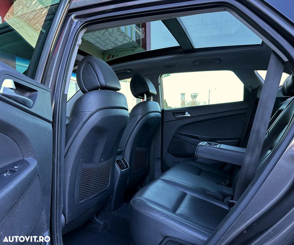 Hyundai Tucson 2.0 CRDI 4WD Automatik Intro Edition - 28