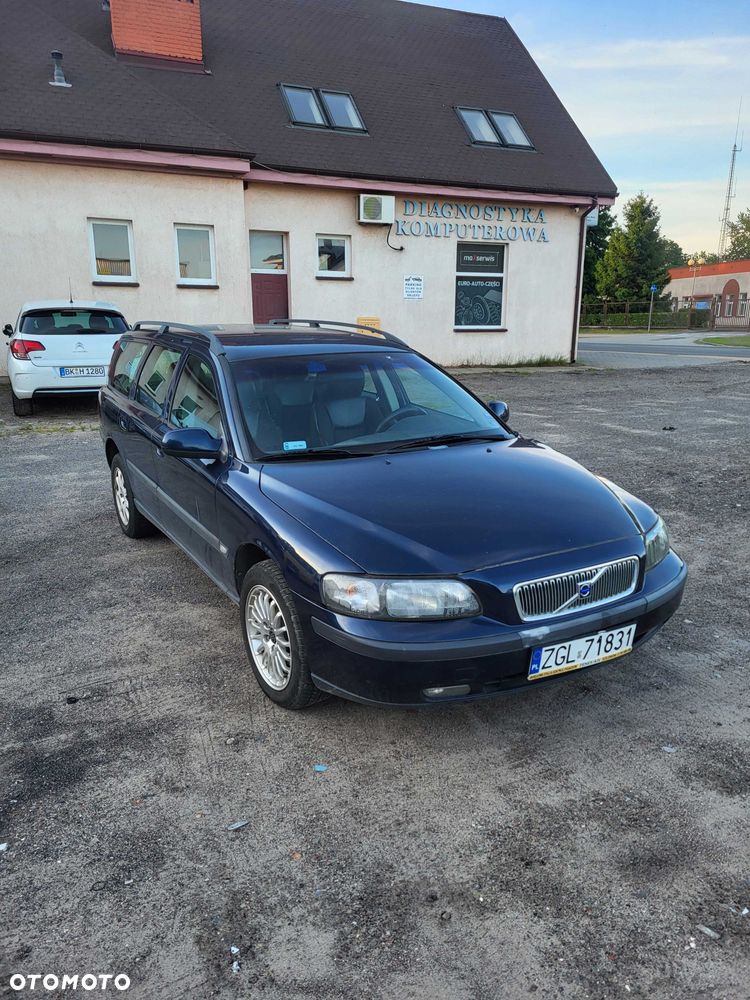 Volvo V70 - 1