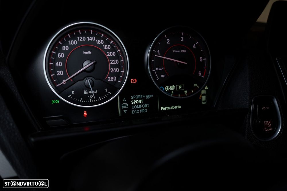 BMW 220 d Coupe Pack M Auto - 32
