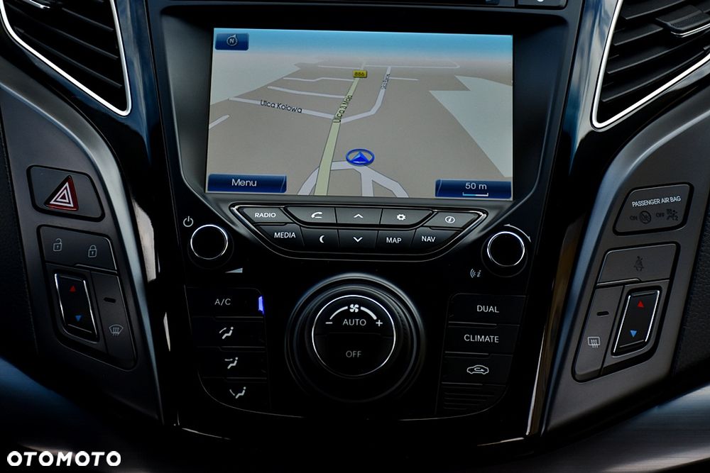 Hyundai i40 i40cw 1.7 CRDi Fifa World Cup Edition - 24