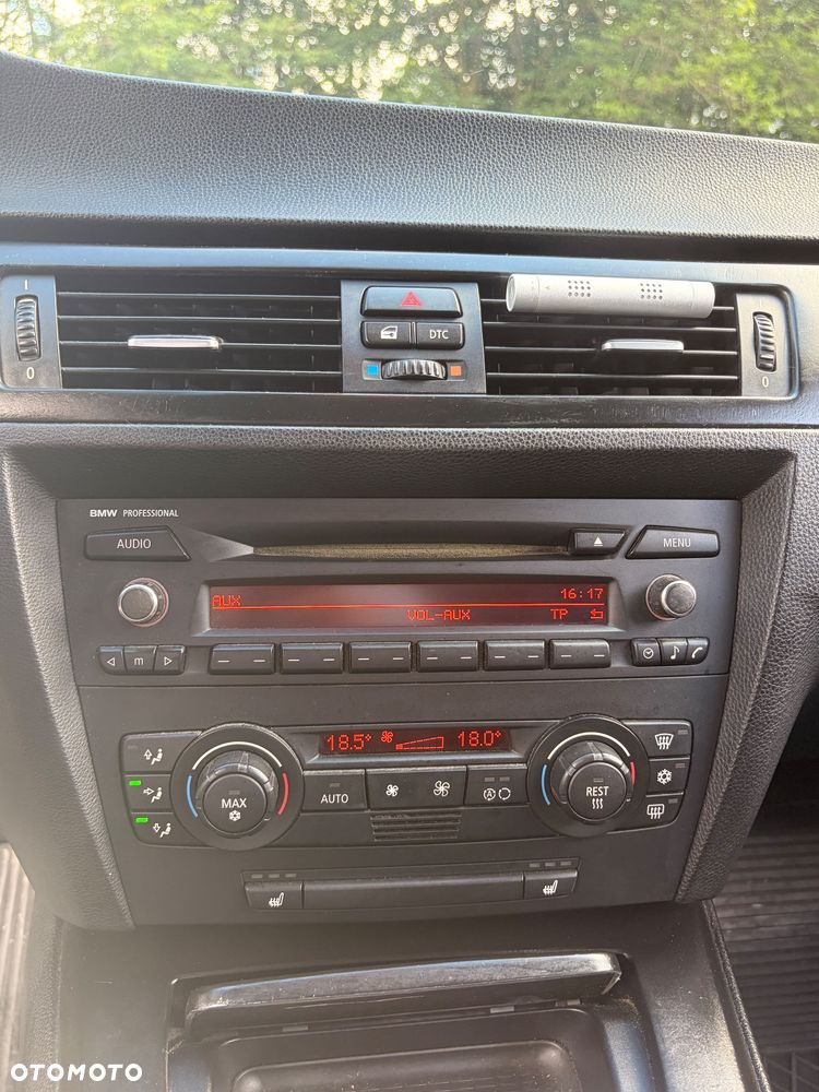BMW Seria 3 325i - 11