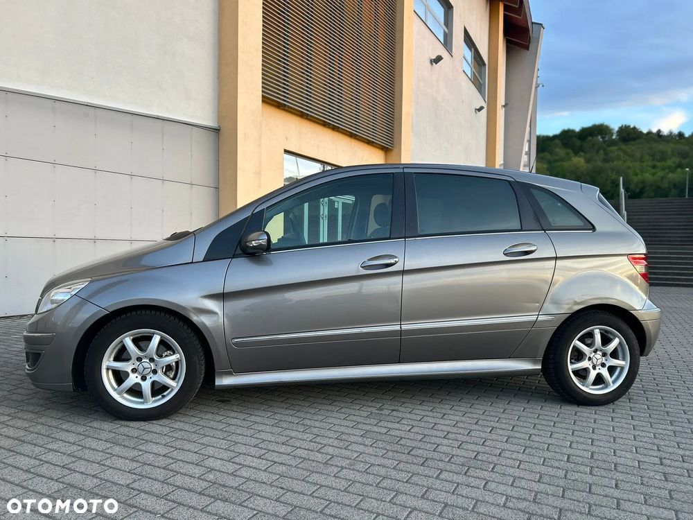 Mercedes-Benz Klasa B 200 CDI - 11