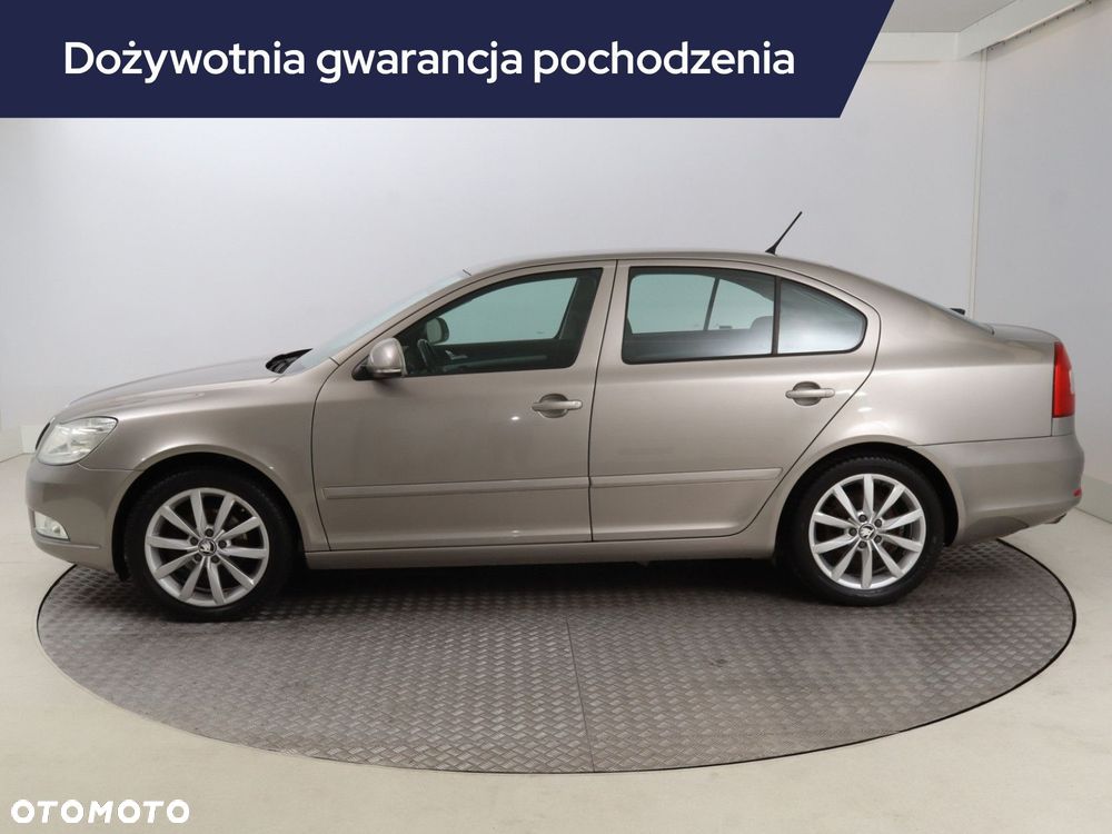 Skoda Octavia 2012 photo 3