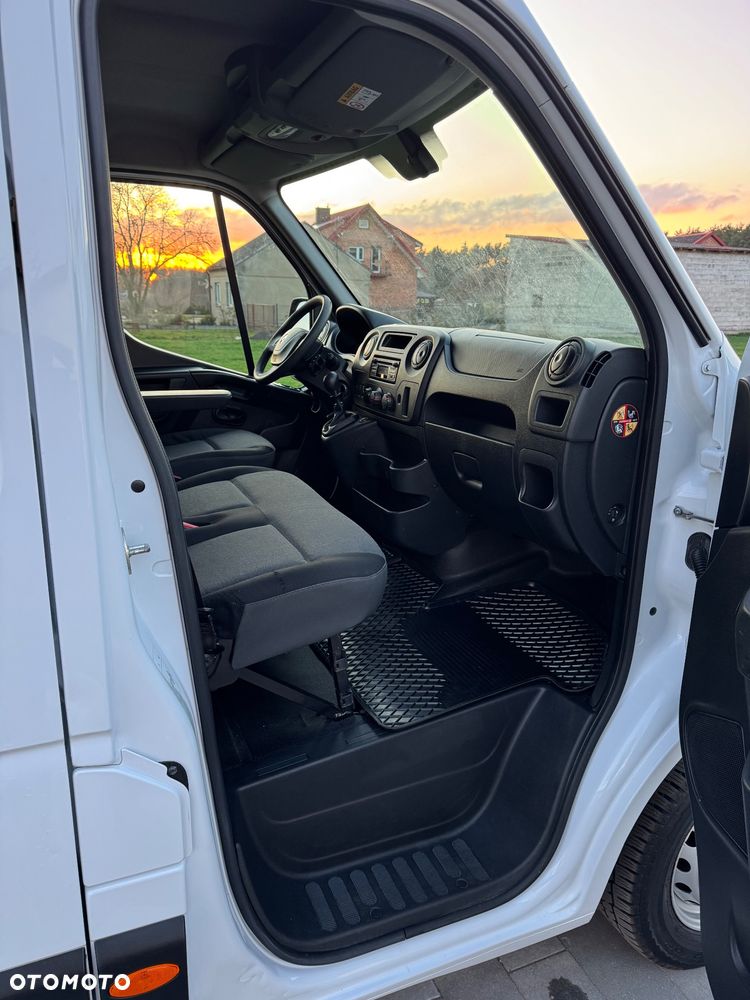 Renault Master - 15