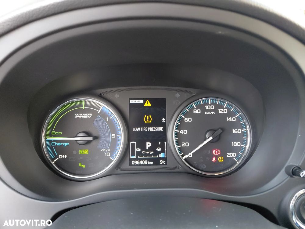 Mitsubishi Outlander 2.4 4WD Spirit - 11