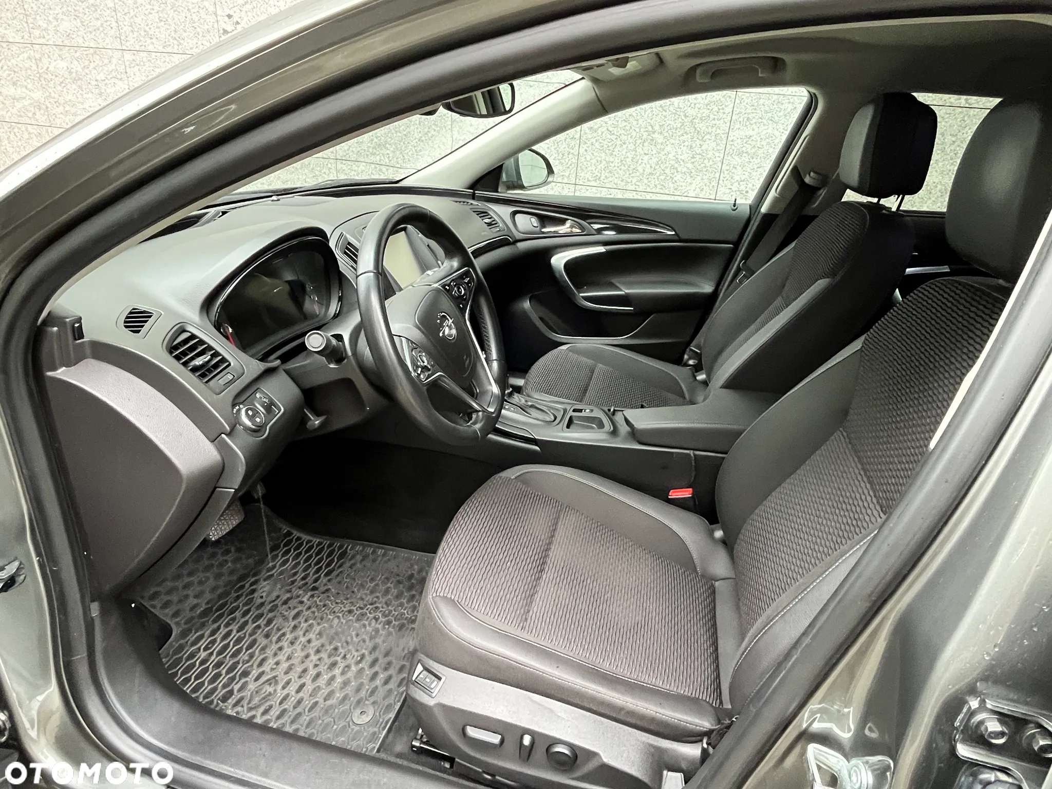 Opel Insignia 2.0 CDTI Cosmo - 14