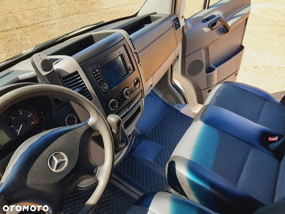 Mercedes-Benz SPRINTER 519 CDI 3.0 V6!!! 190PS BOGATE WYPOSAŻNIE,TELMA,SPECJALNY,KSENONY,WEBASTO,KAMERA,KLIMATYZACJA,NAVI,SUPER STAN,DAILY,SPROWADZONY,NIE WYWROTKA,PAKA,AUTOMAT,HAK - 15