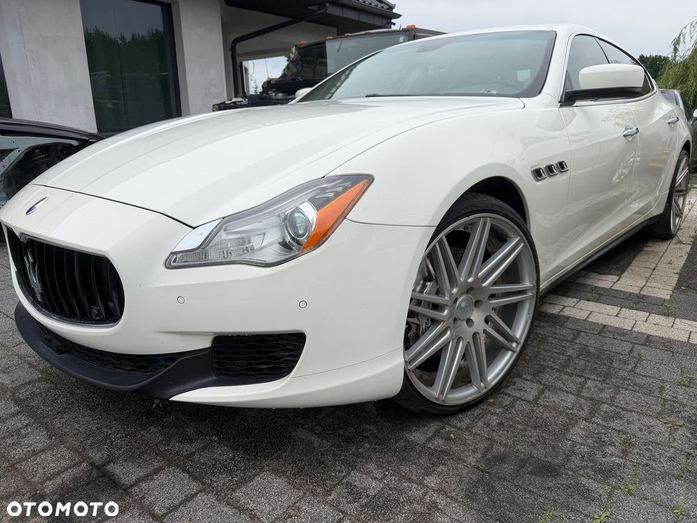 Maserati Quattroporte - 3