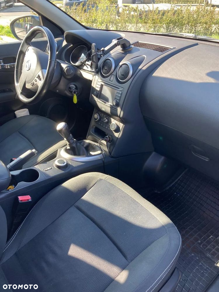 Nissan Qashqai 2.0 4 x 4 tekna - 6