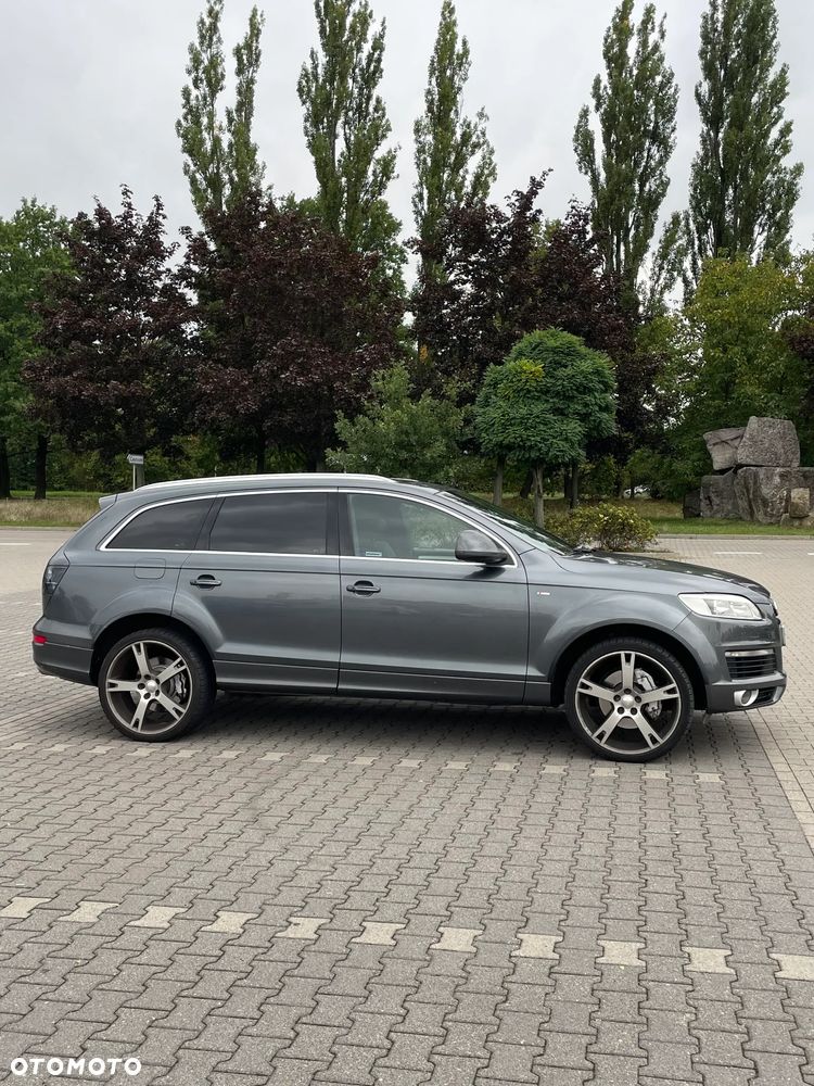 Audi Q7 - 3