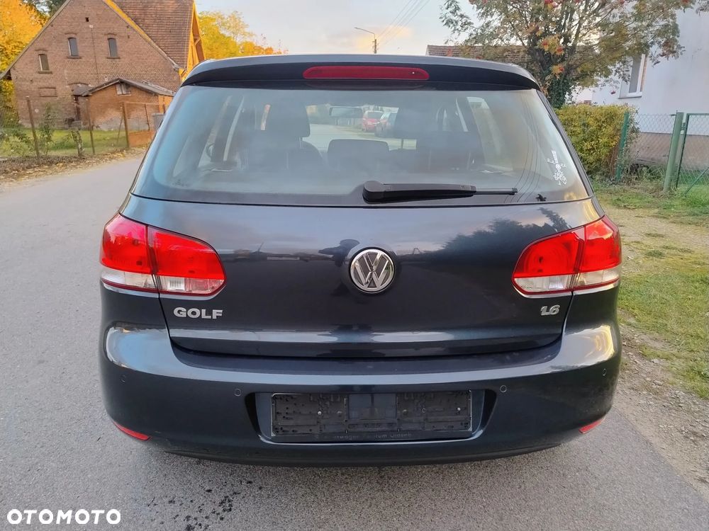 Volkswagen Golf 1.6 Trendline - 5