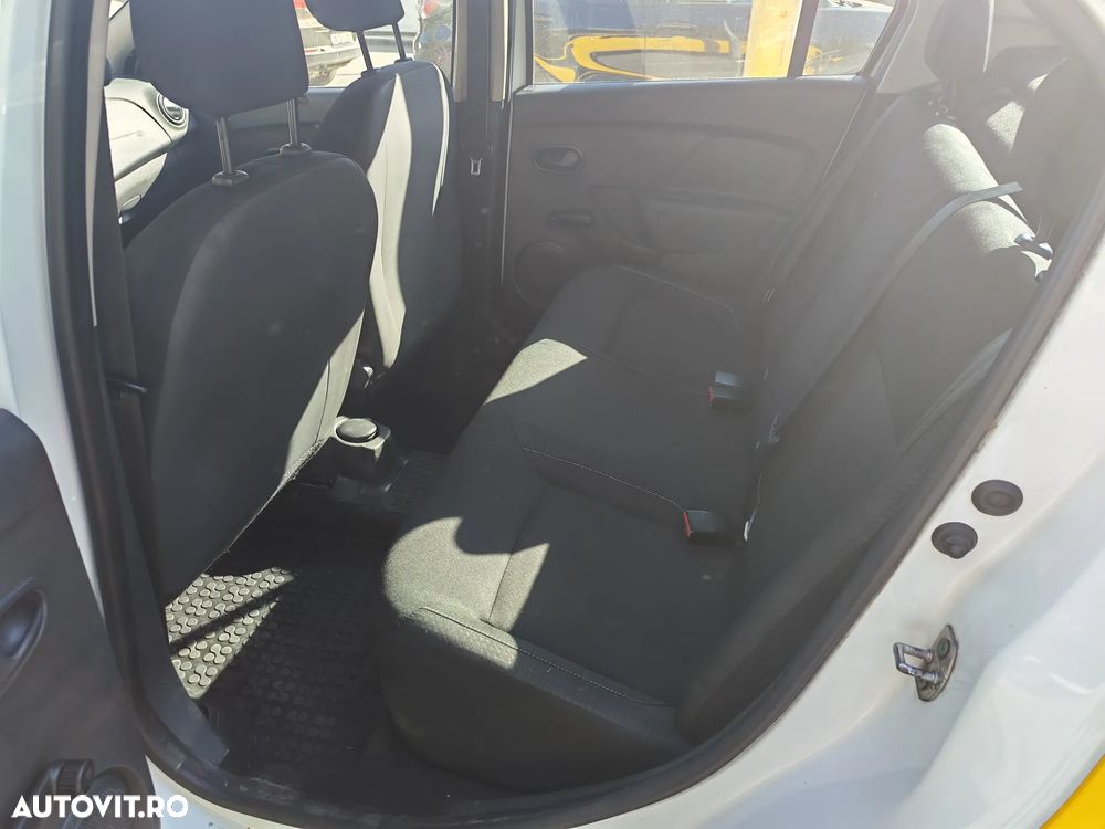 Dacia Logan - 6