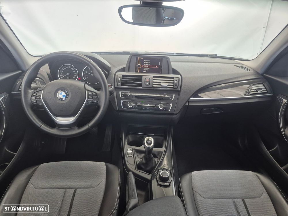 BMW 116 d EDynamics Line Urban - 8